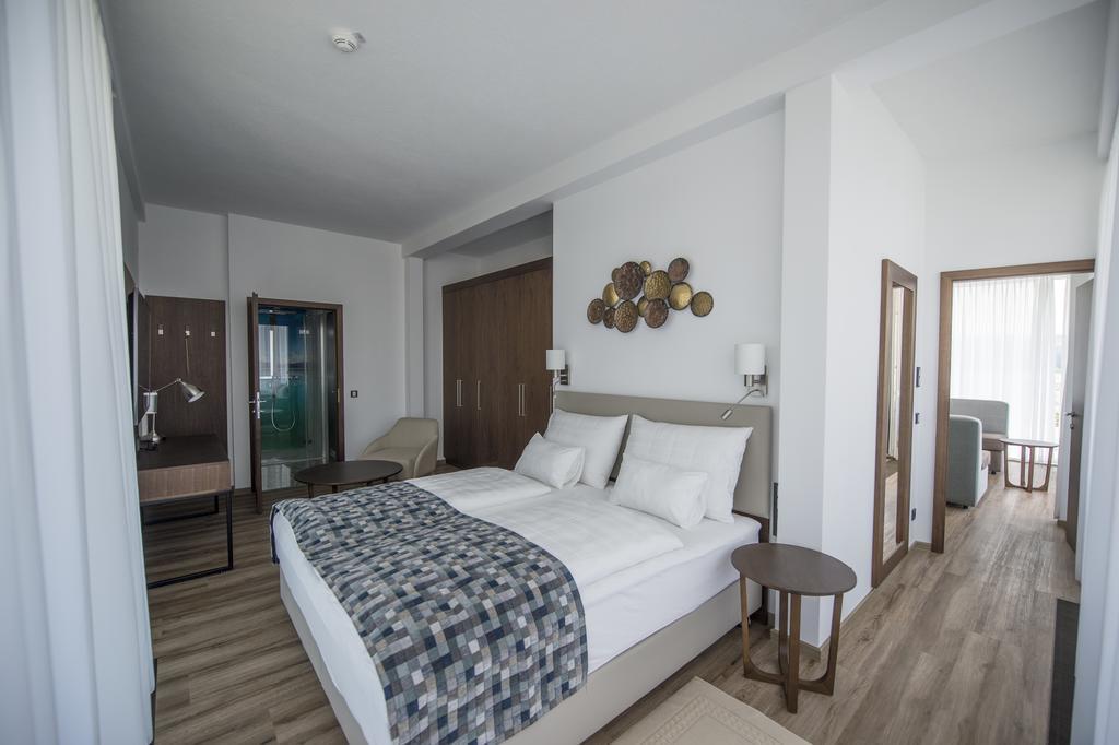 Boutiquehotel Woerthersee - Serviced Apartments Фельден-ам-Вёртер-Зе Экстерьер фото