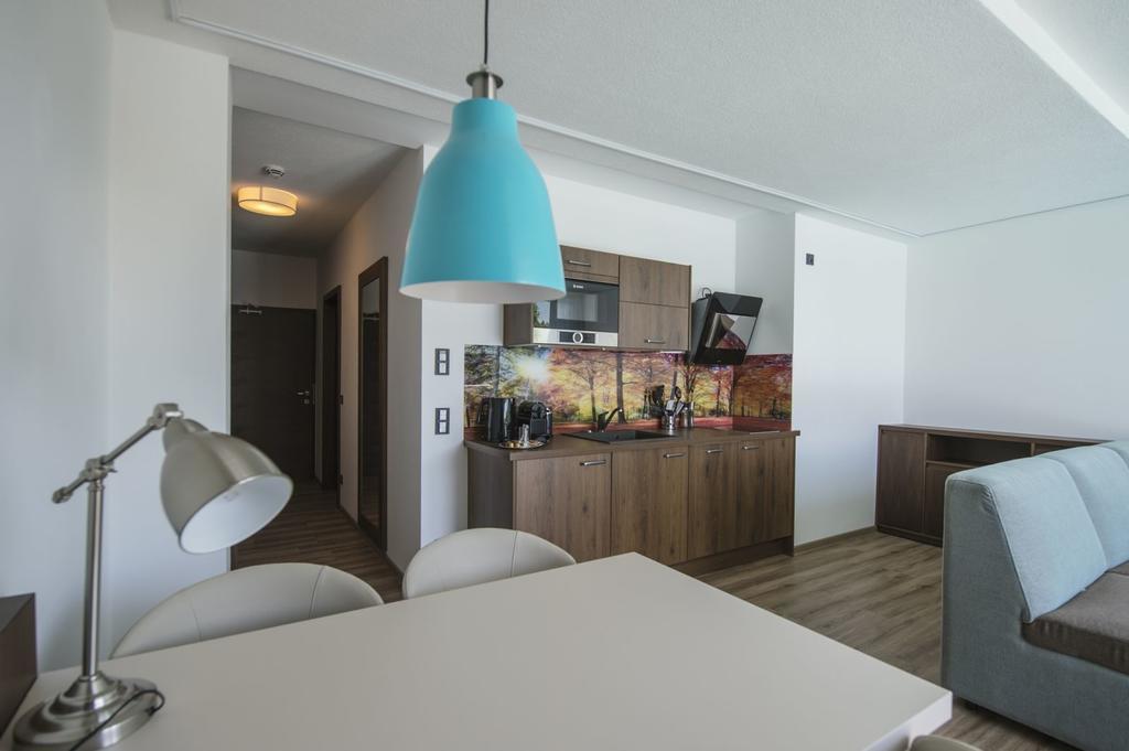 Boutiquehotel Woerthersee - Serviced Apartments Фельден-ам-Вёртер-Зе Экстерьер фото